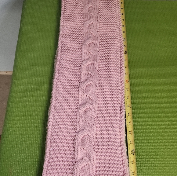 Cozy comfy Pink Knit Infinity soft multi functional Scarf - Picture 5 of 7